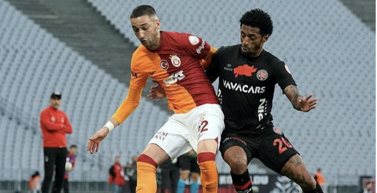 Galatasaray Zorlu Karagümrük Deplasmanından 3 Puanla Döndü: “Oksijen Taşıyan Adam” Barış Alper Yılmaz Parladı!