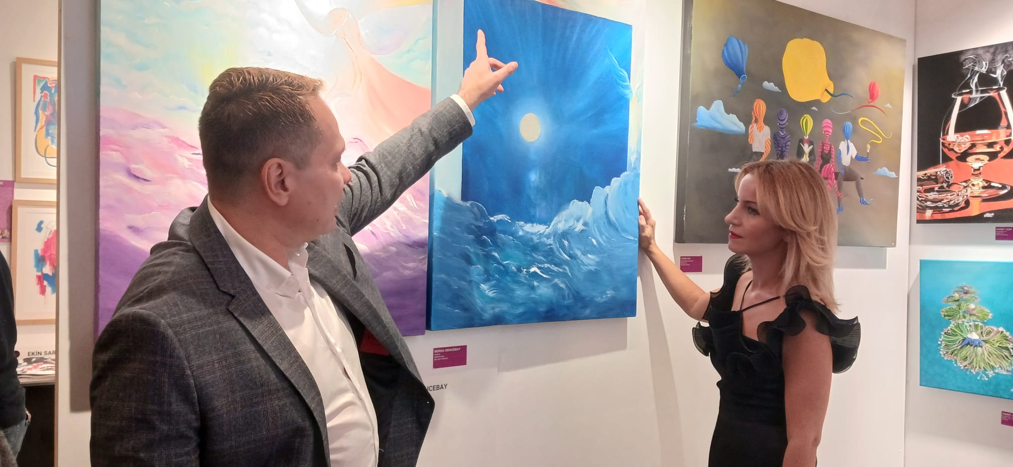 IAAF İstanbul Sanat ve Antika Fuarı’nda “Berna Gencebay” rüzgarı